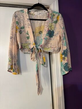 Sadie and Sage Floral Tie-Front Crop Top - Blush Pink